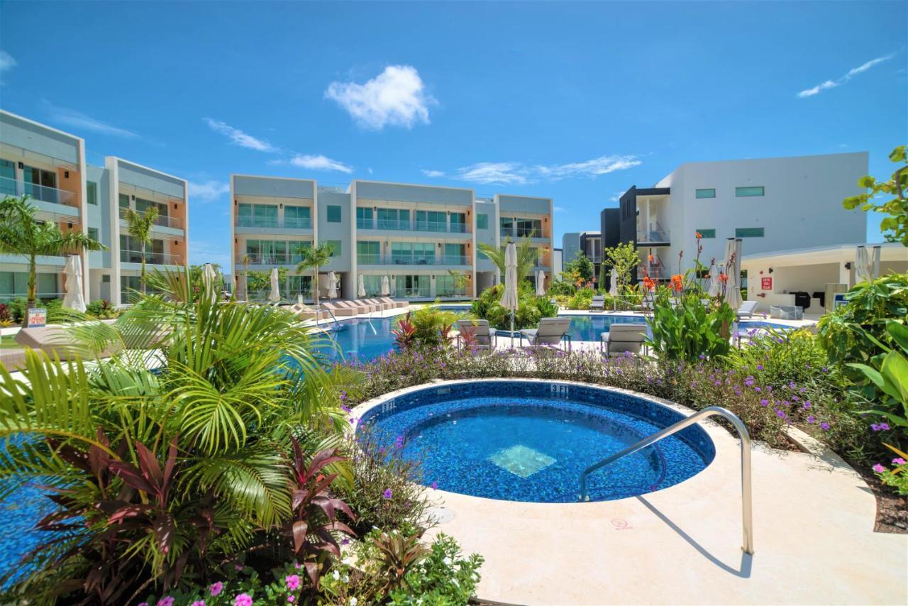 Cayman Luxury Rentals At One Canal Point Τζώρτζταουν Εξωτερικό φωτογραφία